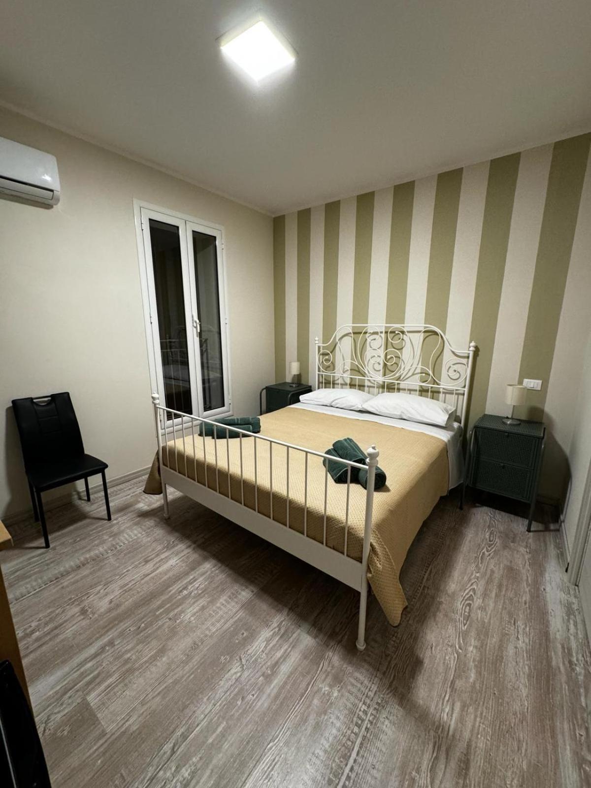 La Casa Del Mandorlo Hotel Agrigento Luaran gambar